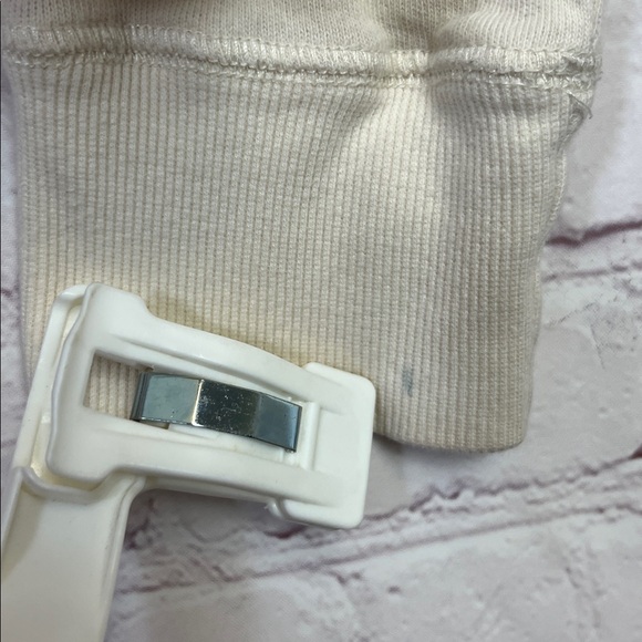 Vuori Cream Crewneck Terry Sweatshirt - Picture 5 of 11